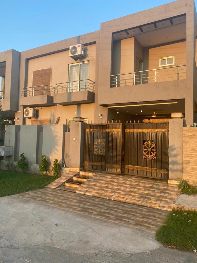 Grey Orchard Homestay - A Family Place Lahore Exterior foto